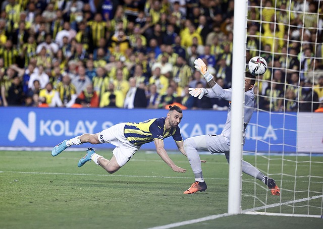 甘兹谈从国米转会米兰：虽然朋友也辱骂我，但是我从未后悔