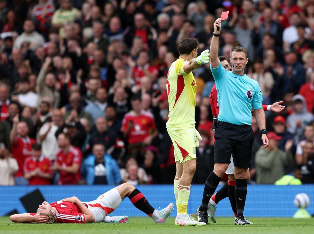 自称海牛翻译的用户：海牛不欠兰克尔-泽工资，还给他预支钱